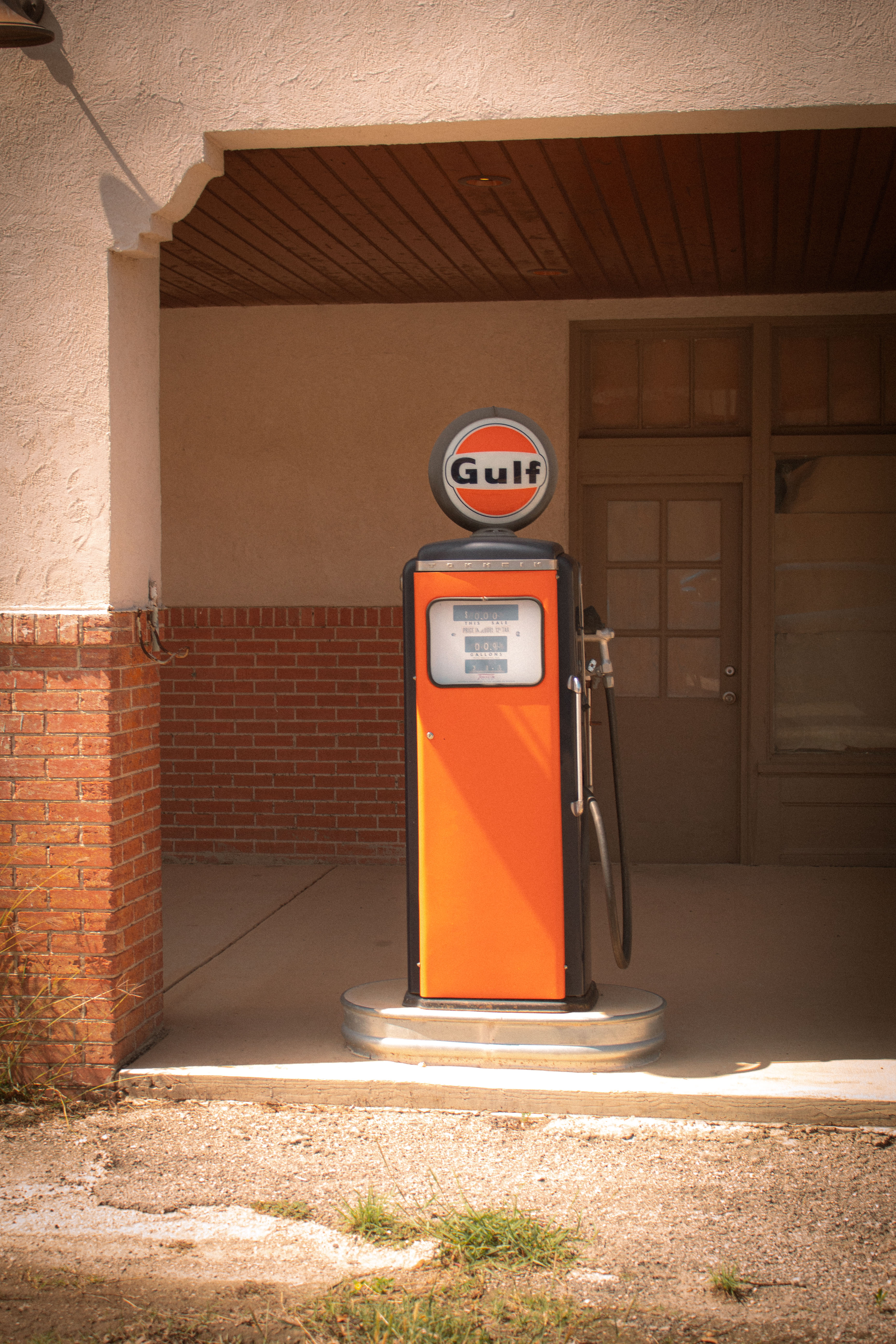 Vintage Gulf gas pump